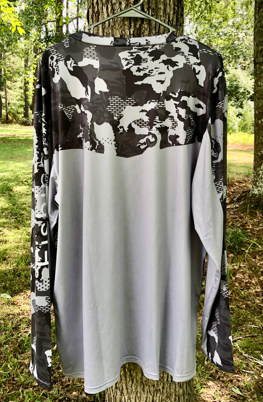 Wild Heritage Performance Fishing Shirt - Dark Gray Camo